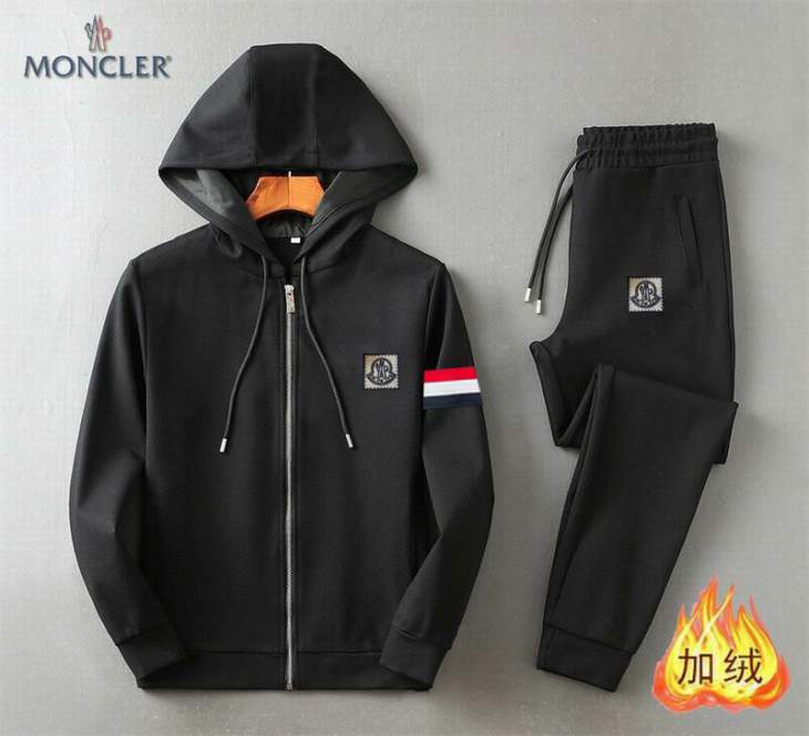Picture of Moncler Sweater Suits _SKUMonclerM-3XL12yx18841359